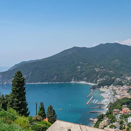 Awesome Home In Moneglia With Kitchen Εξωτερικό φωτογραφία