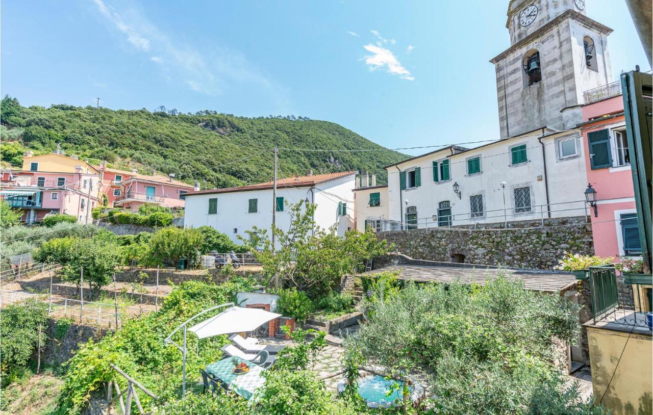Awesome Home In Moneglia With Kitchen Εξωτερικό φωτογραφία
